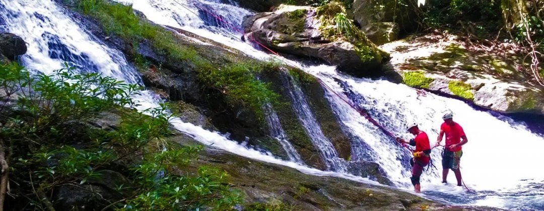 belize waterfall rappelling